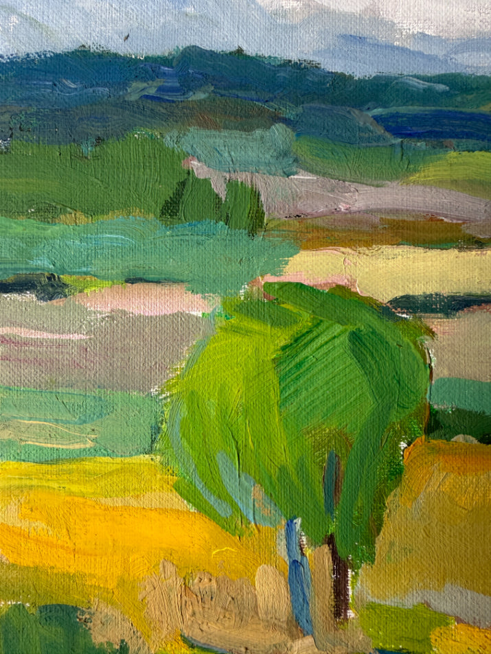 DISTANT GREEN