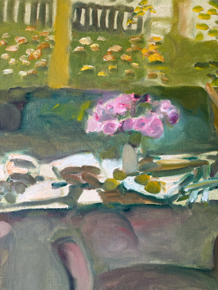 GARDEN TABLE