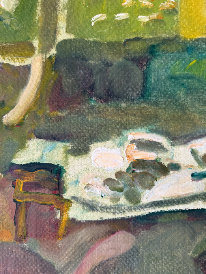 GARDEN TABLE
