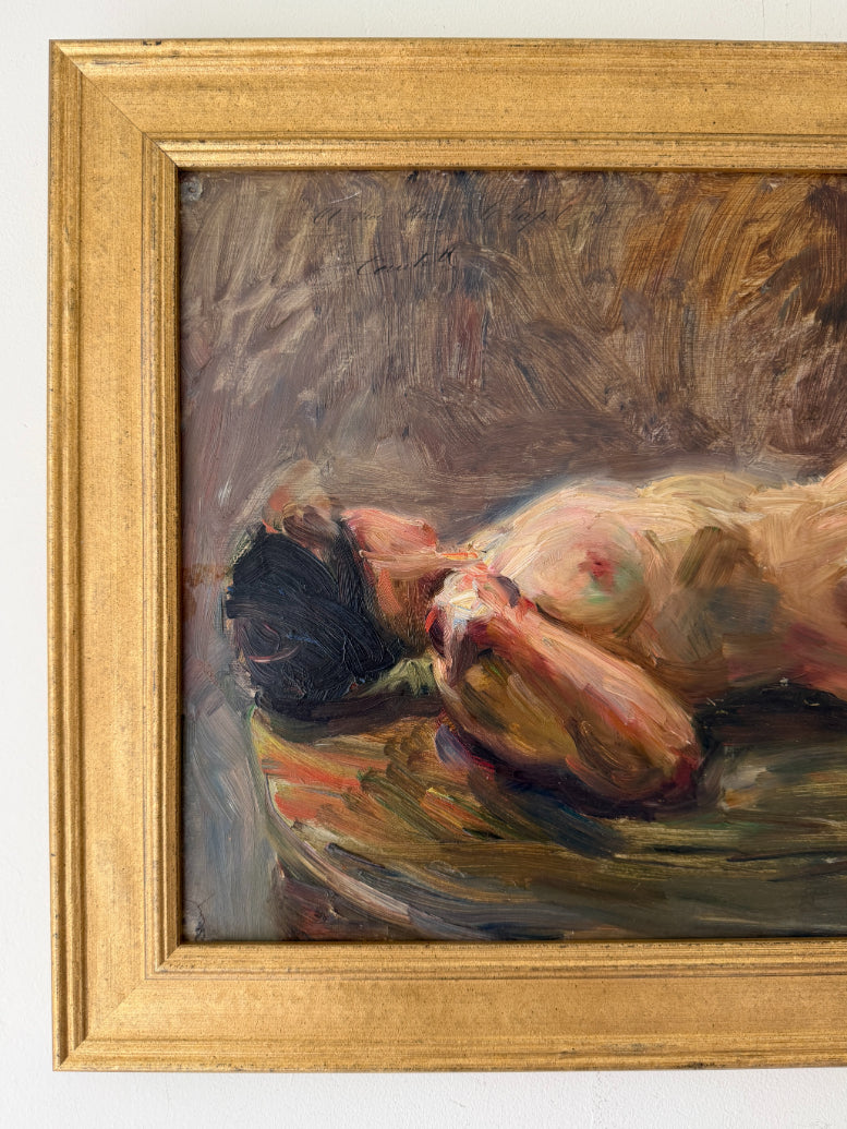 RECLINING FIGURE