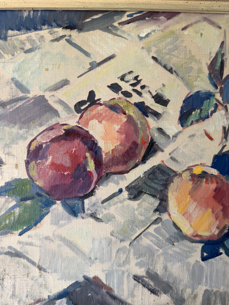 PEACHES ON LINEN