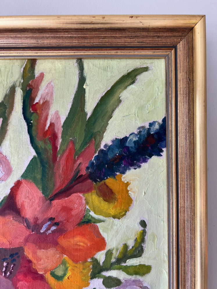 VIBRANT BOUQUET