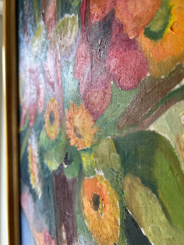VIBRANT BOUQUET