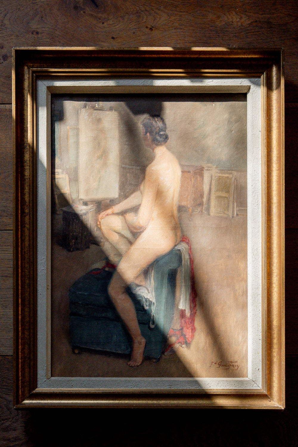 Original French vintage figurative oil painting of a seated female nude, presented in a decorative gilt frame from the Hue + Holasz art collection.